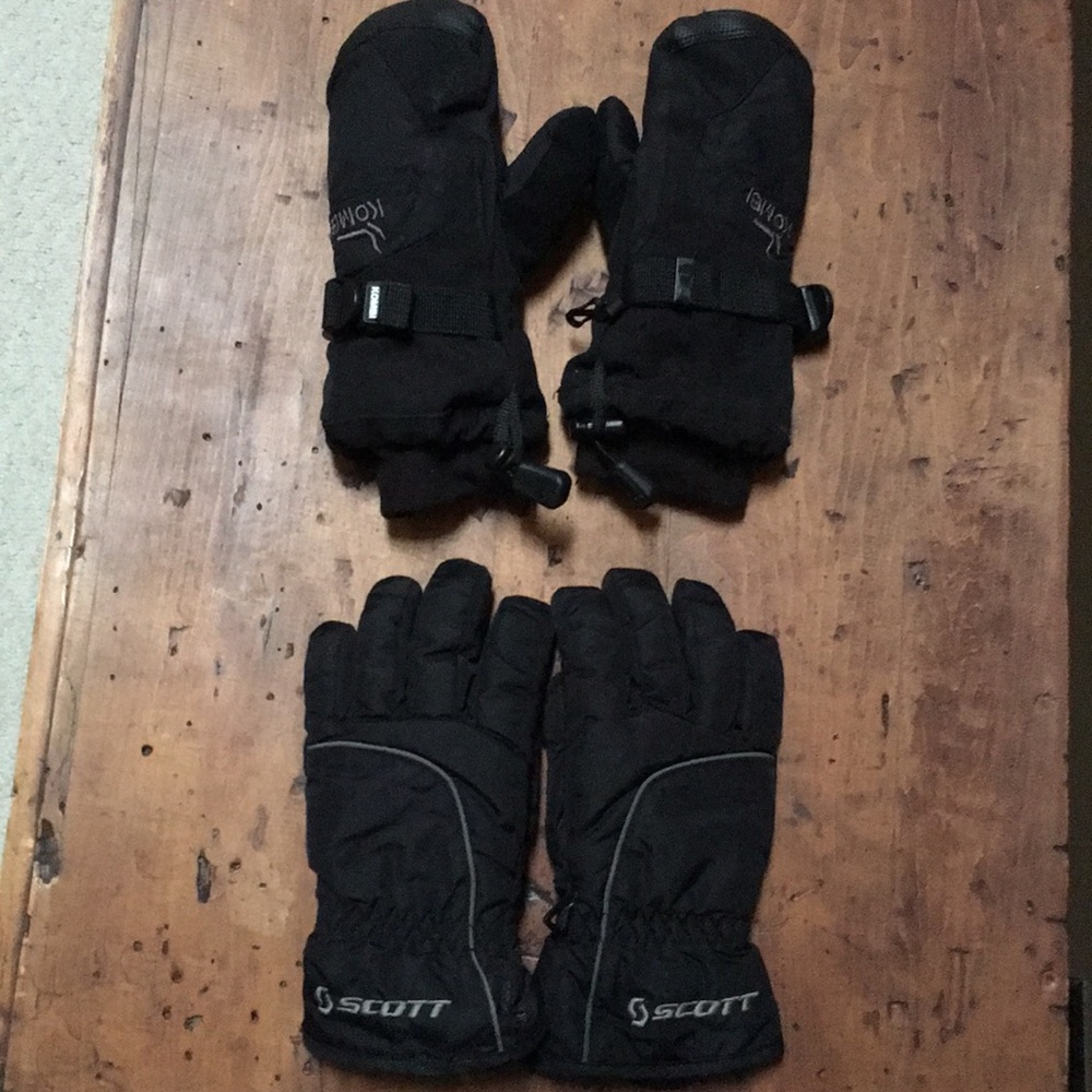 Ski gloves and mittens